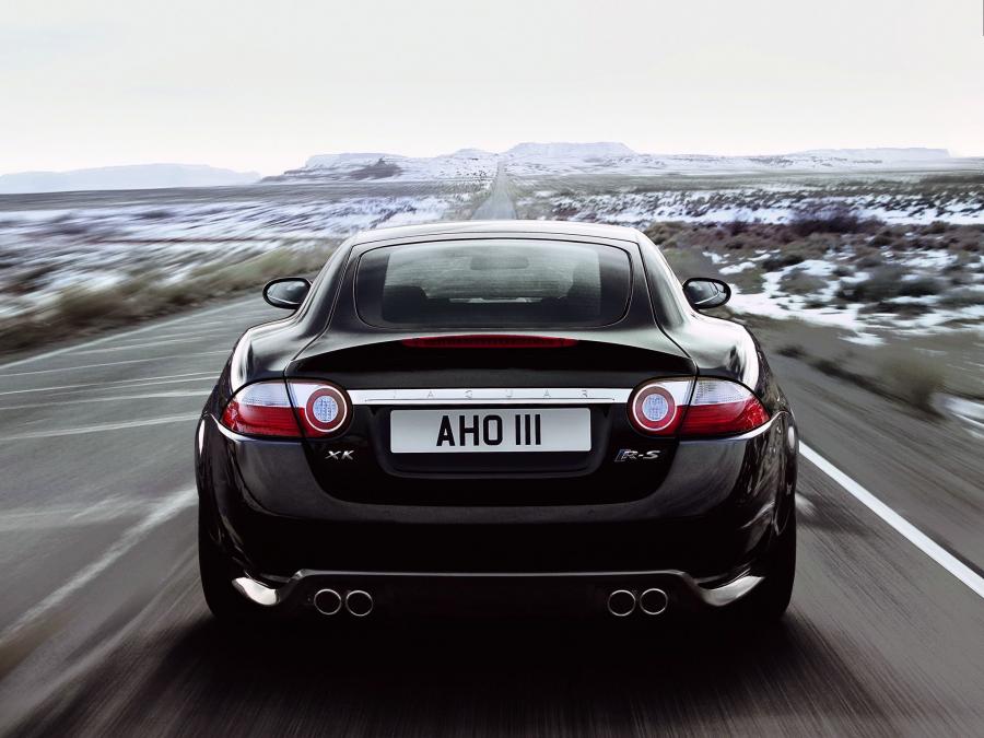  Jaguar XKR-S 2008 года  (фото 18 из 27)
